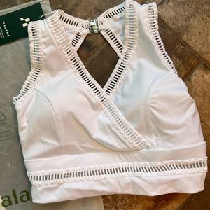 HALARA V-Neck Cut Out Longline Sports Bra